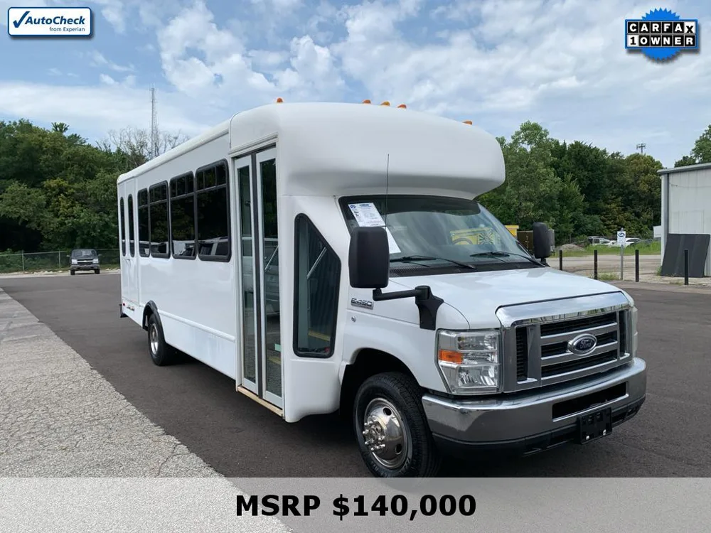 2010 Ford E-450 Super Duty E-Series Base