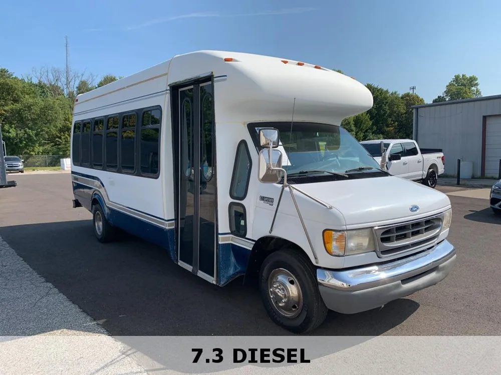 1997 Ford E-450 E Series Super Duty Base