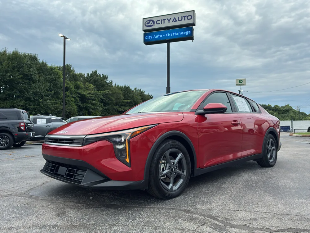2025 Kia K4 LXS