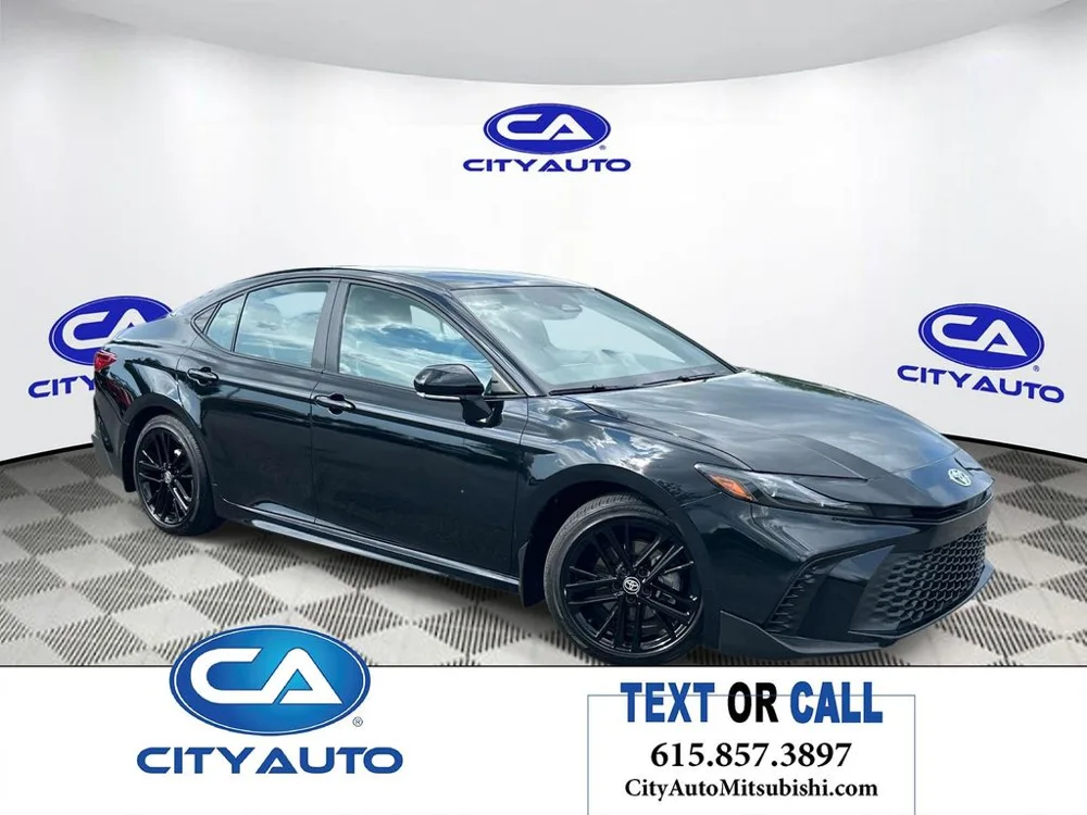 2026 Toyota Camry Hybrid SE