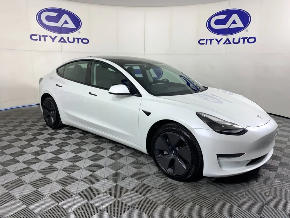 2023 Tesla Model 3 Base