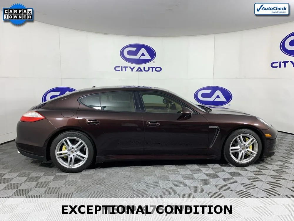 2011 Porsche Panamera 4 dr